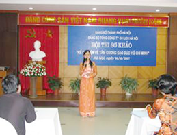 Tham dự hội thi kể chuyện 
